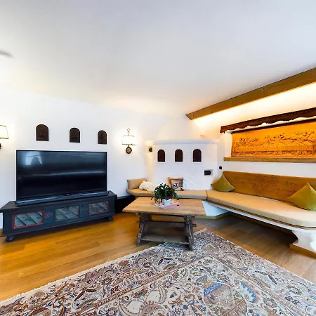 Apartment Schnitzerstube *