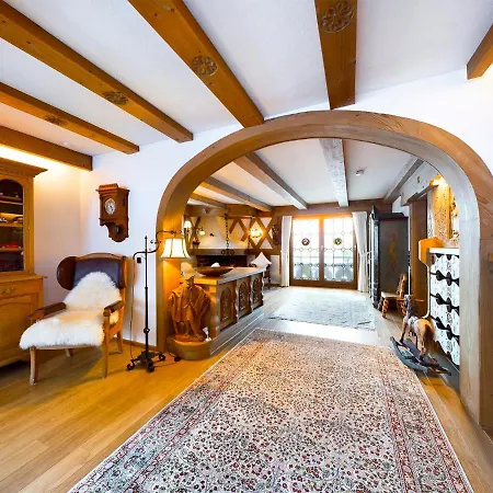 Apartment Schnitzerstube Mittenwald