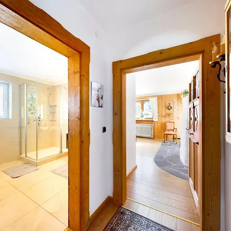 Apartment Schnitzerstube Mittenwald
